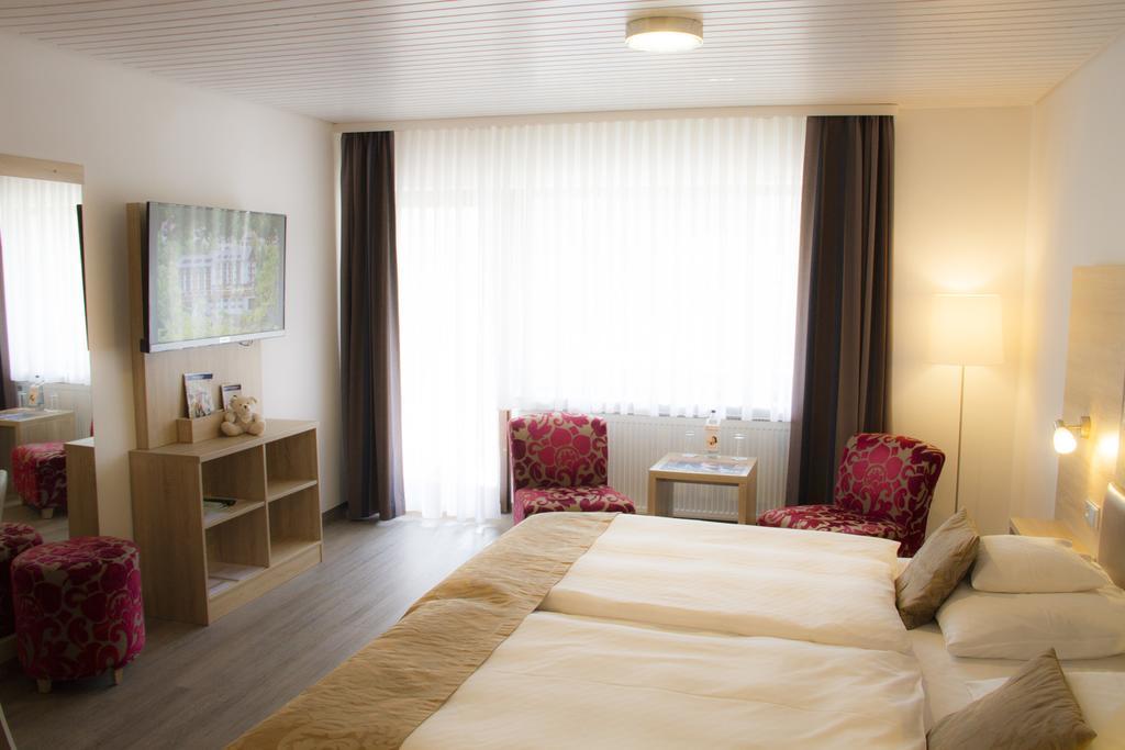Best Western Plus Schwarzwald Residenz Triberg im Schwarzwald Bagian luar foto